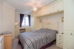 BEDROOM- click for photo gallery